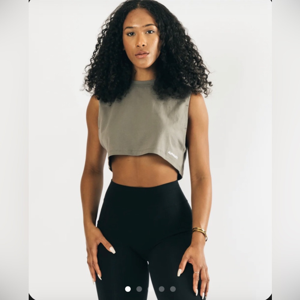 Alphalete Large Cropped Workout Sleeveless top, white embroidered logo